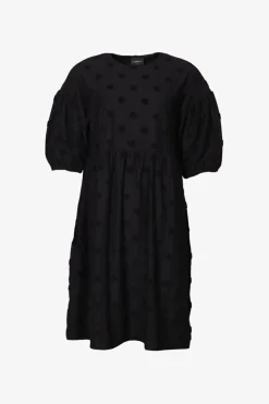 Elena Mekko, Musta Big Dot>Aarre Clearance