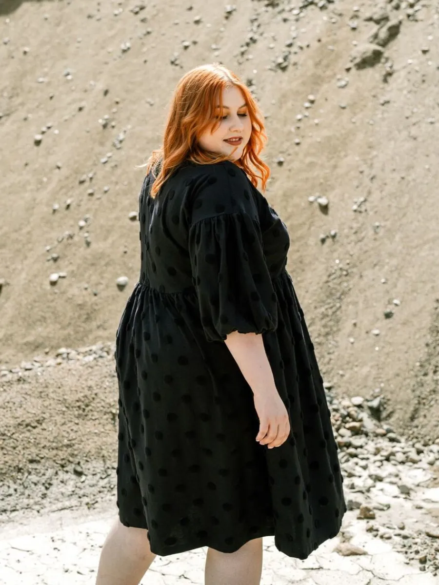 Elena Mekko, Musta Big Dot>Aarre Clearance