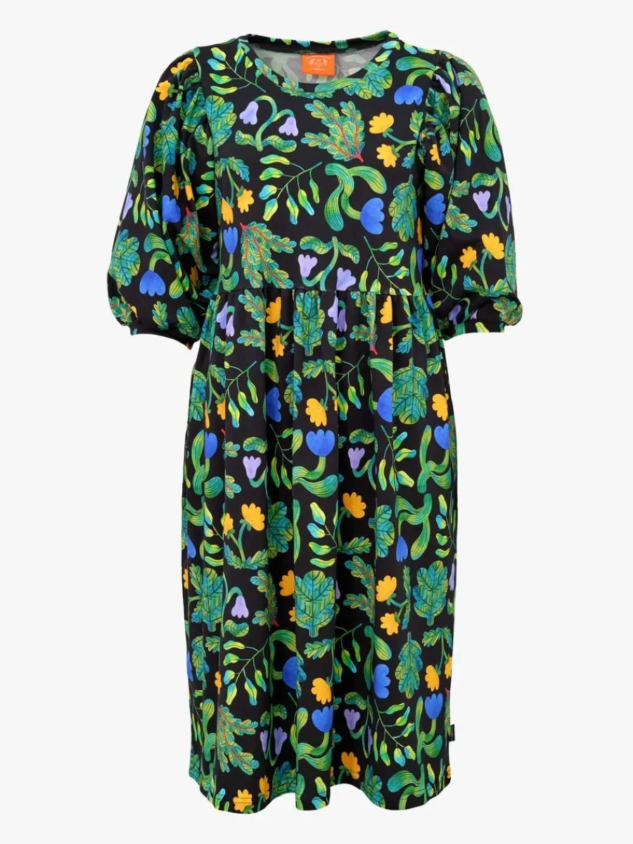 Ivy Mekko, Kasvaa>Aarre Fashion