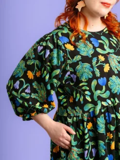 Ivy Mekko, Kasvaa><noscript><img width=