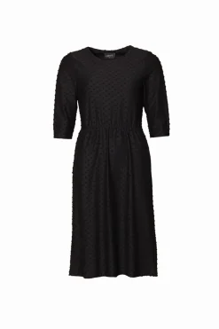 Marisa Mekko, Musta Dot>Aarre Store