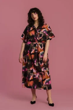 Sandra Mekko, Rosa Fall><noscript><img width=