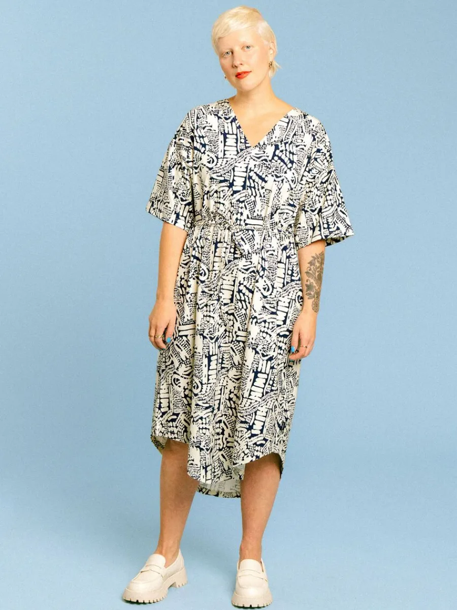 Vida Mekko, Atrium Navy>Aarre Flash Sale