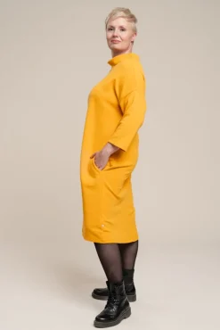 Amorosa Mekko, Mustard><noscript><img width=