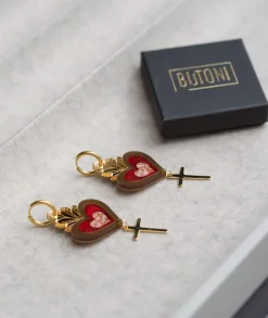 Hearts Korvakorut Ristilla><noscript><img width=