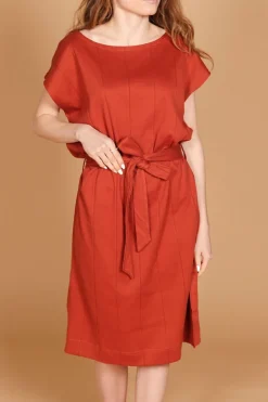 Louna Mekko, Ruosteenpunainen><noscript><img width=