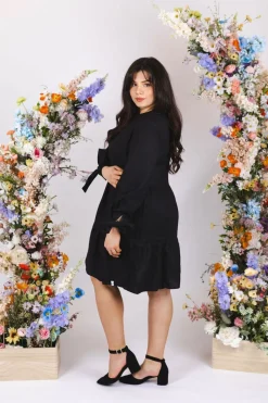Hailey Pellavamekko, Musta><noscript><img width=