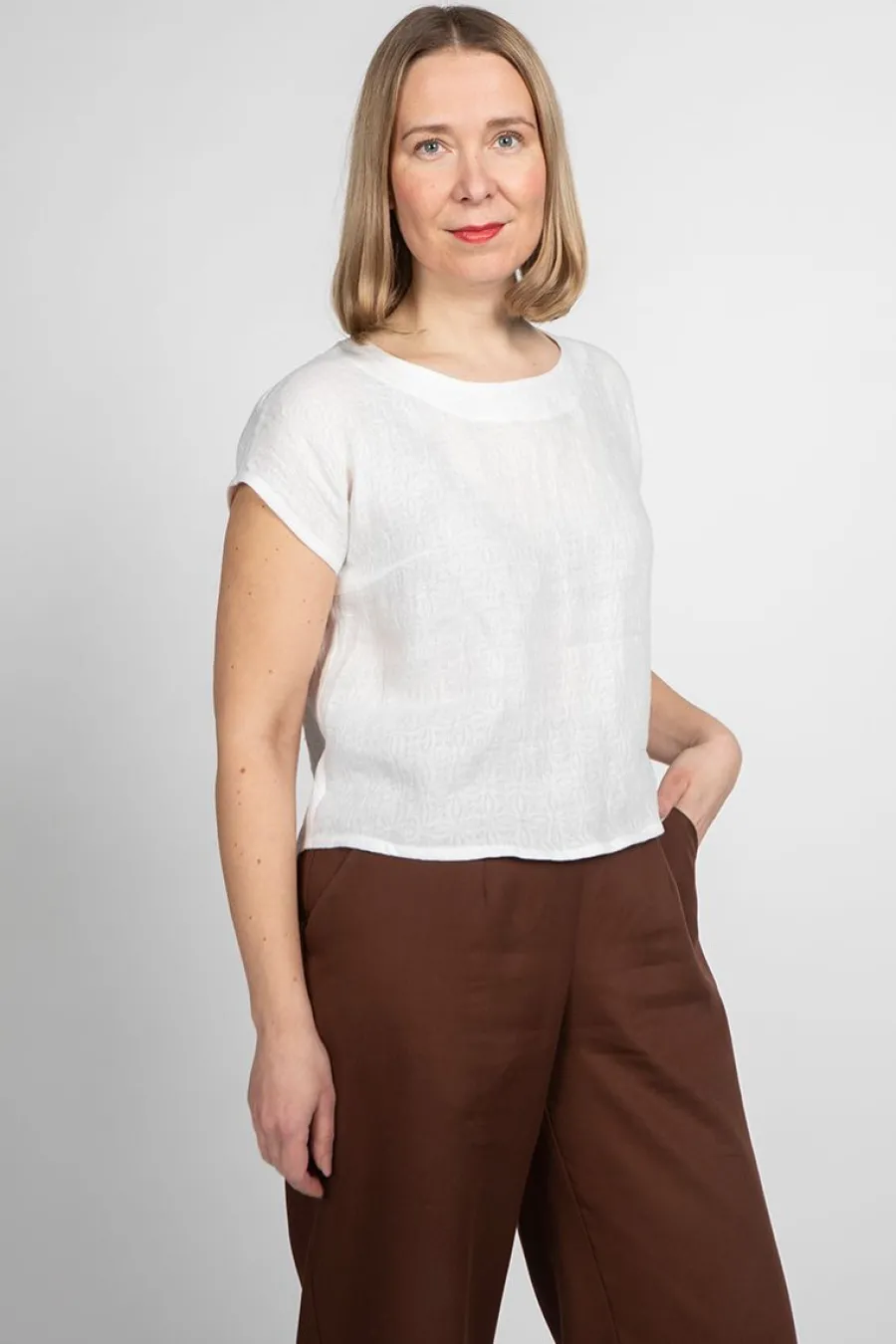 Selja Pellavapaita, Valkoinen>Nouki New