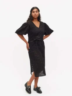 Authenticity Mekko, Buttercup Musta>Uhana Discount